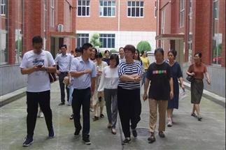 中國人民大學茶道哲學研究所湖南茶文化考察團一行赴集團白沙溪茶廠、益陽茶廠、君山茶業(yè)考察調研